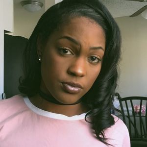 Meet your Posher, Donyelle